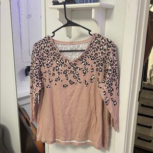 Kim Rogers Pink Leopard Print V-Neck Sweatshirt